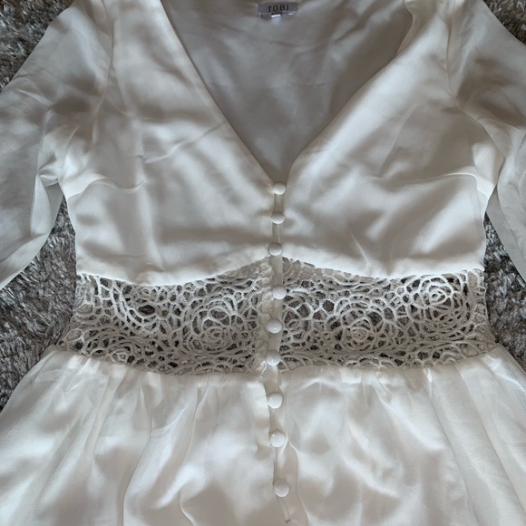 White Tobi dress with see through lace - Picture 6 of 8